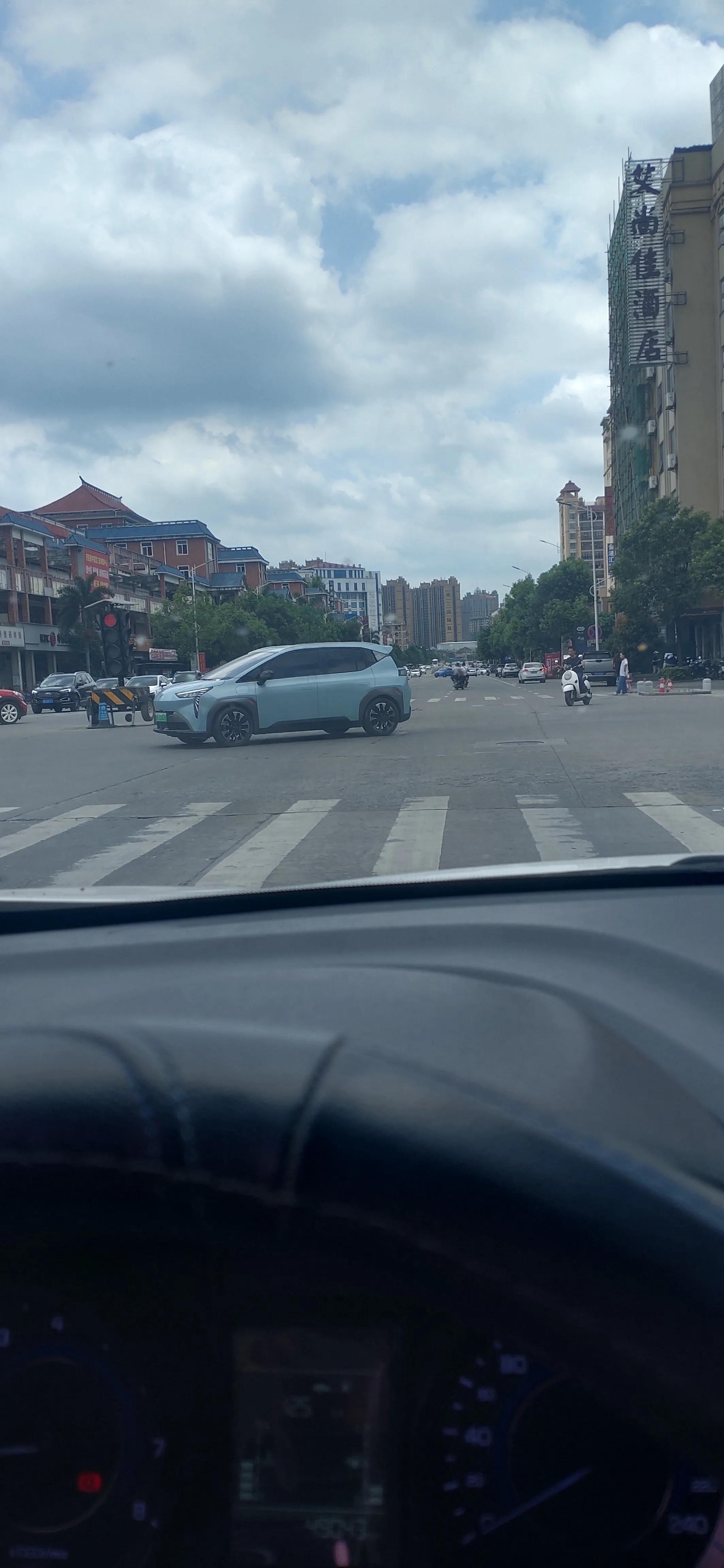 喜提新能源车一辆