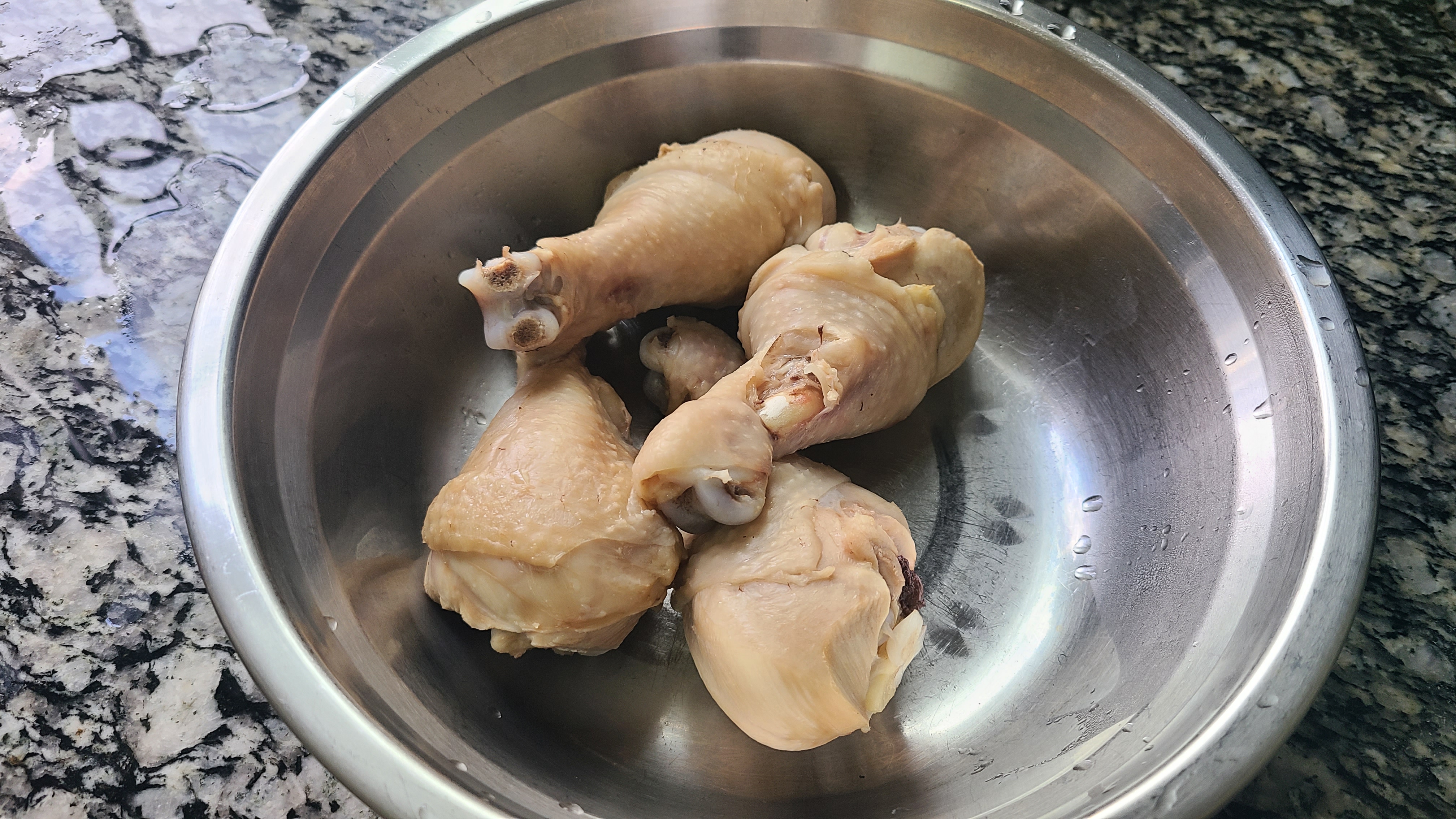 葱油手撕鸡在广东出了名，手把手教你做出来，好吃味美香味浓