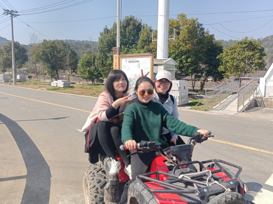 不负好时光，你我齐绽放——浙江宇众女神节团建