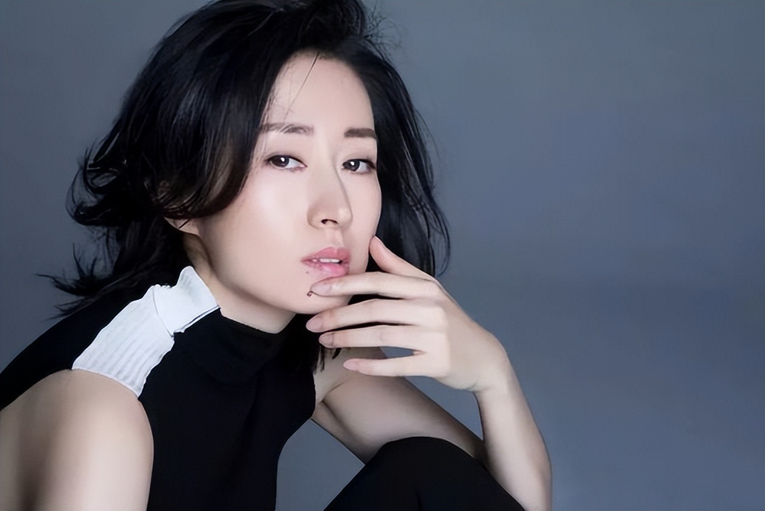 “女人30豆腐渣”？这6位“徐娘半老”的女星，个个风华不减