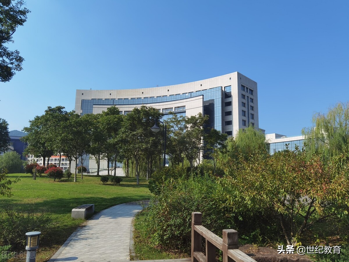 浙江中医药大学怎么样（2022年浙江中医药大学招生计划数3996人）