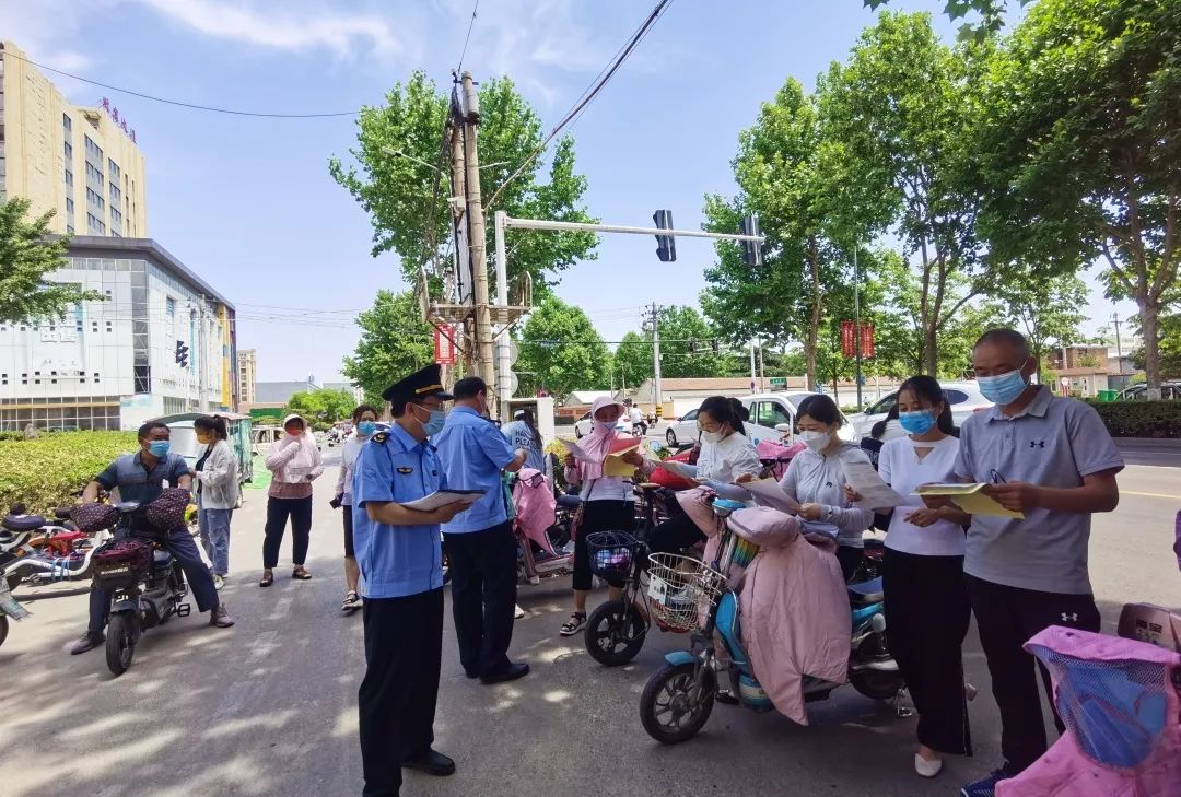 宁阳县市场监管局开展打击整治养老诈骗宣传活动