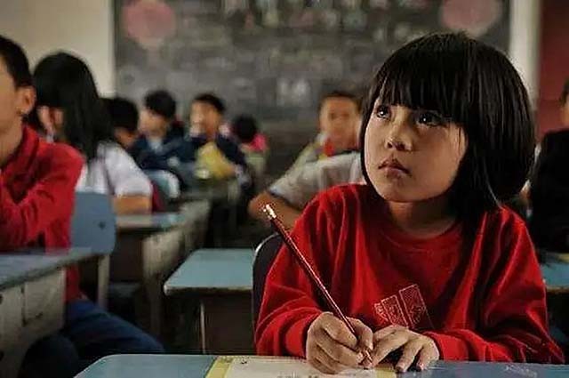 武汉三口之家：父女三人无血缘，父亲不是亲生的，妹妹不是亲妹妹