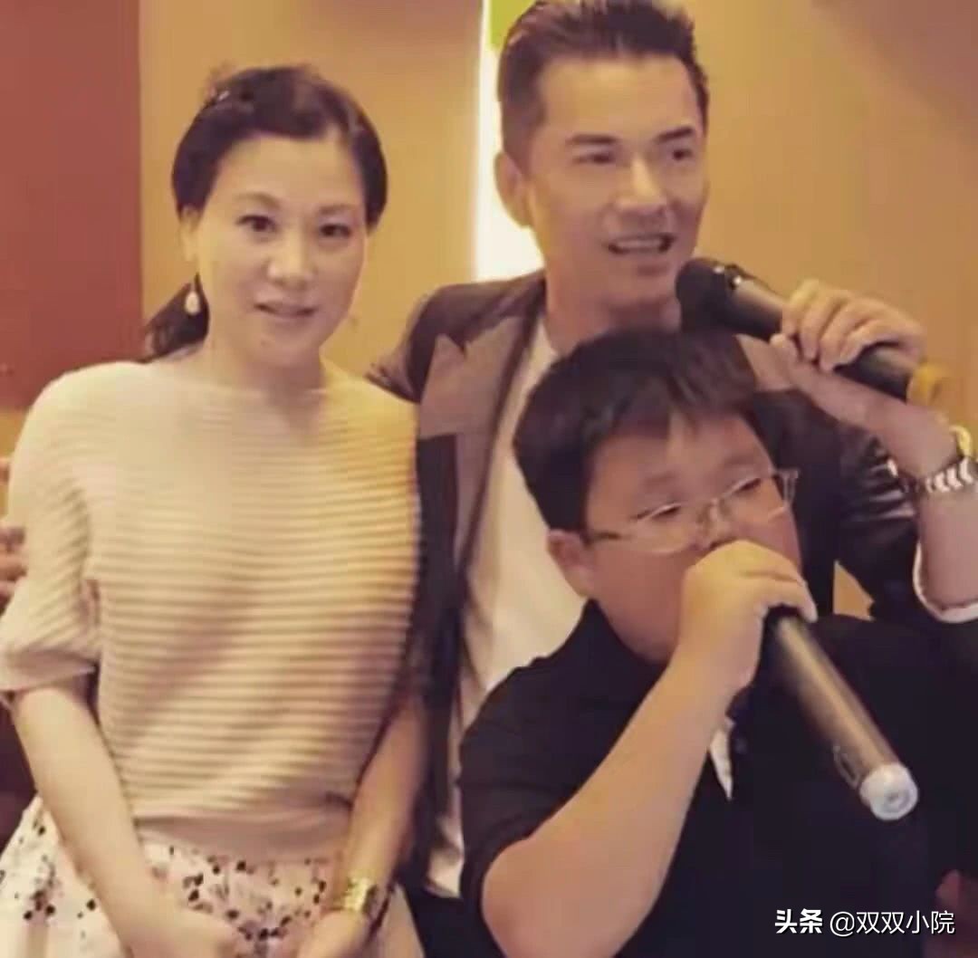 遗传真的是1门深奥的学问，父母均是神仙颜值，儿女却一言难尽