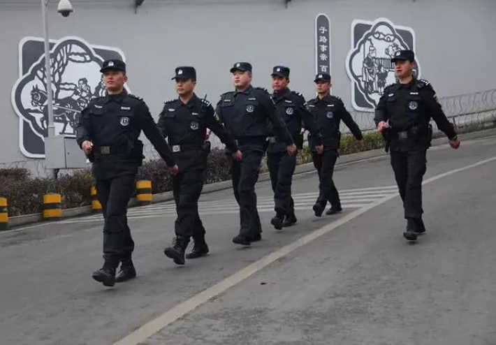 狱警迎来扩招，门槛降低：部分岗位“三不限”，缺点你能接受吗