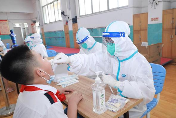 教育局通知来了，中小学生开学推迟，家长：感觉遥遥无期