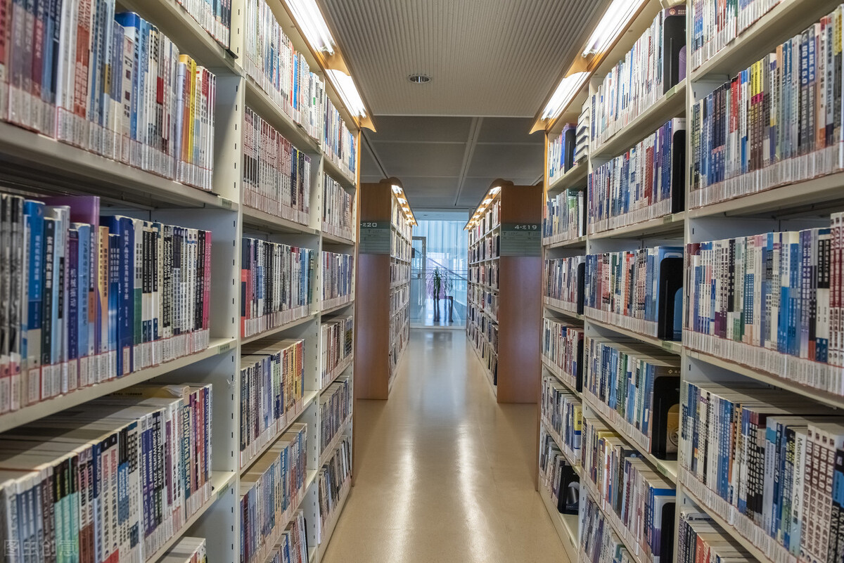 做四年的会计转行到新媒体编辑，再到编辑部主任，我都经历了什么