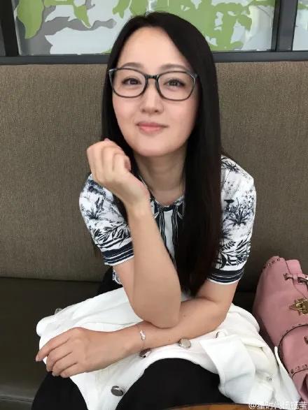 杨钰莹，几张不常见的照片