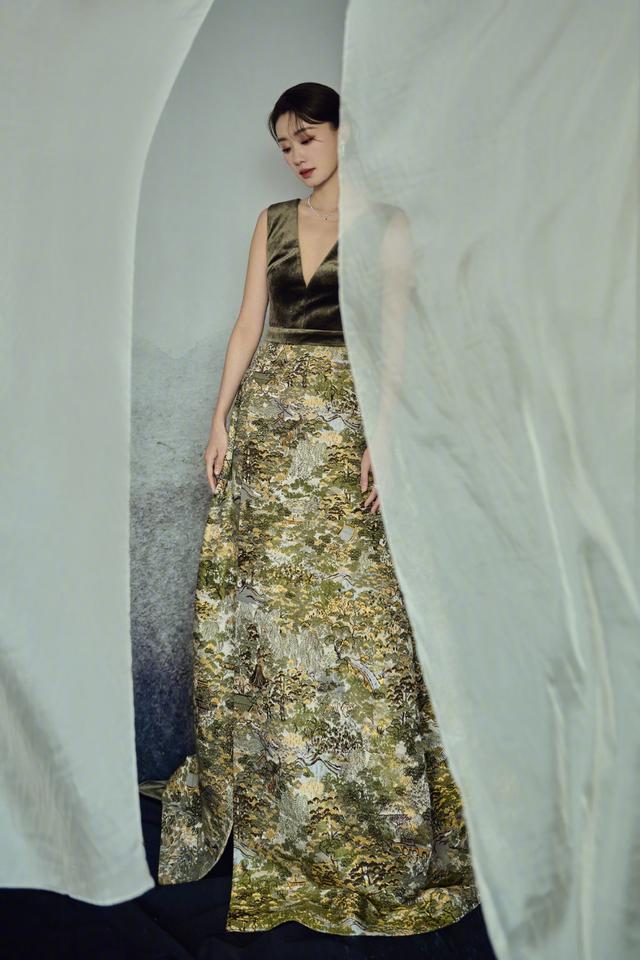 С쳻𼦽Ӱ󣬴ȹŴֵʶ