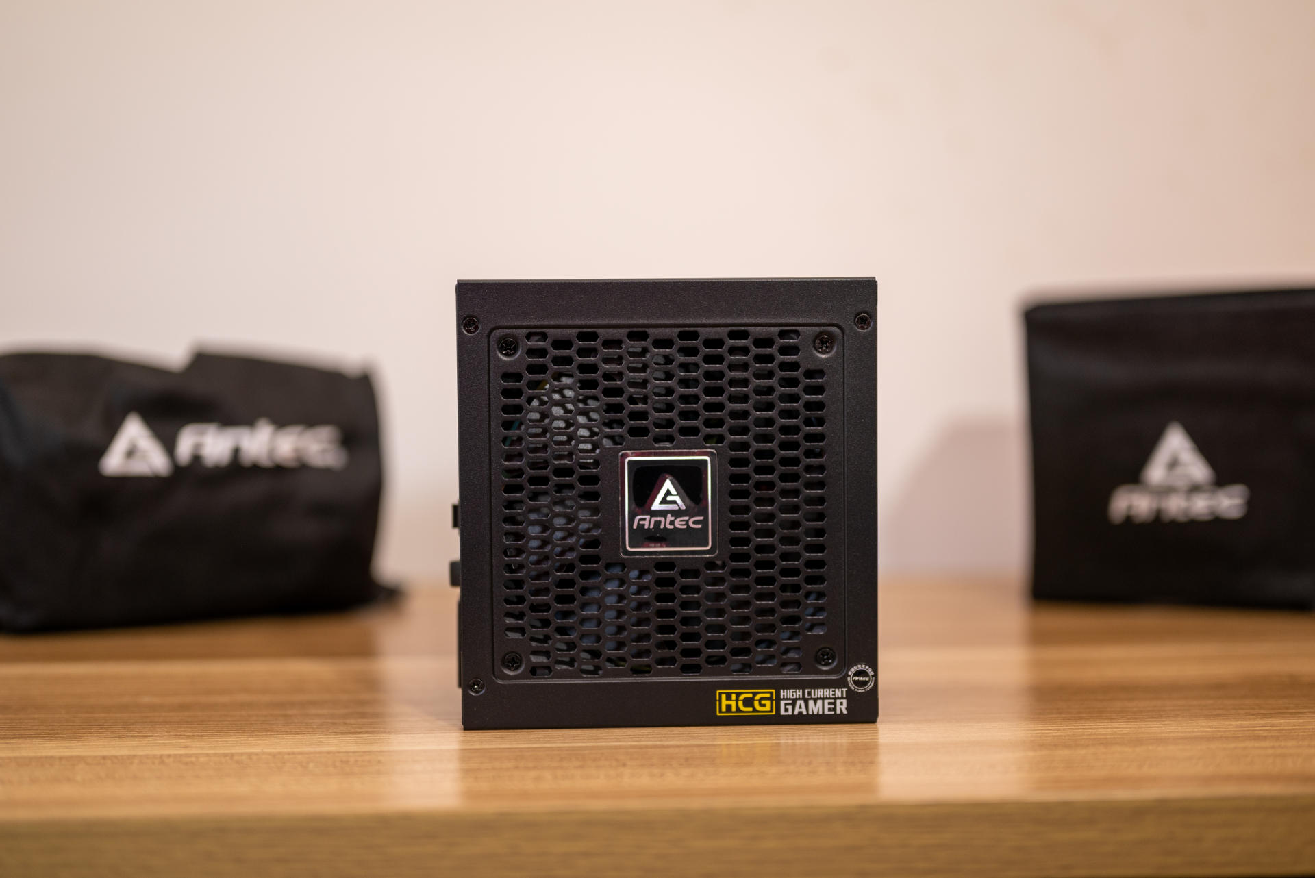 5000元不到的12600KF主机，显卡纯纯的亮个机？