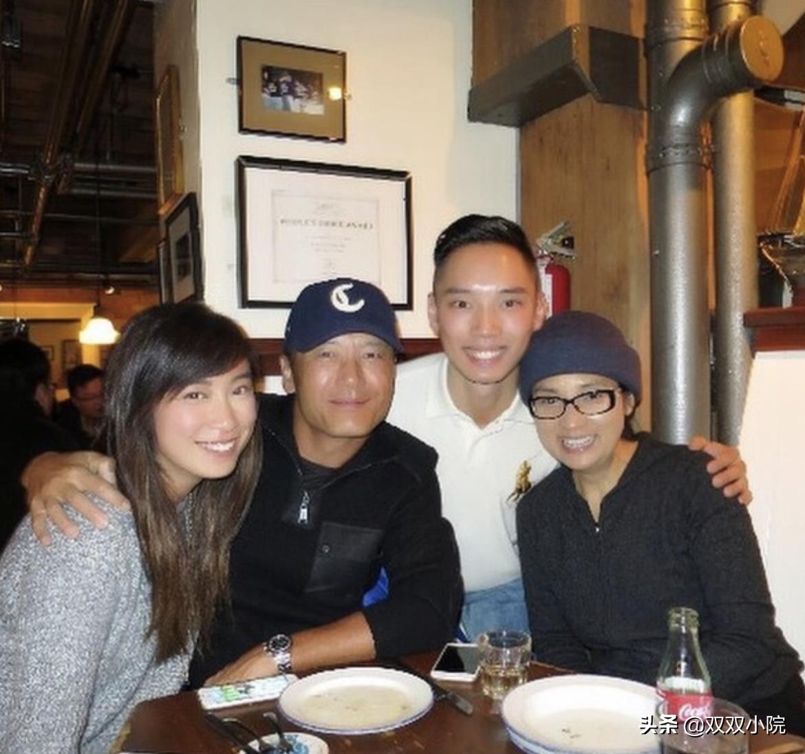 遗传真的是1门深奥的学问，父母均是神仙颜值，儿女却一言难尽