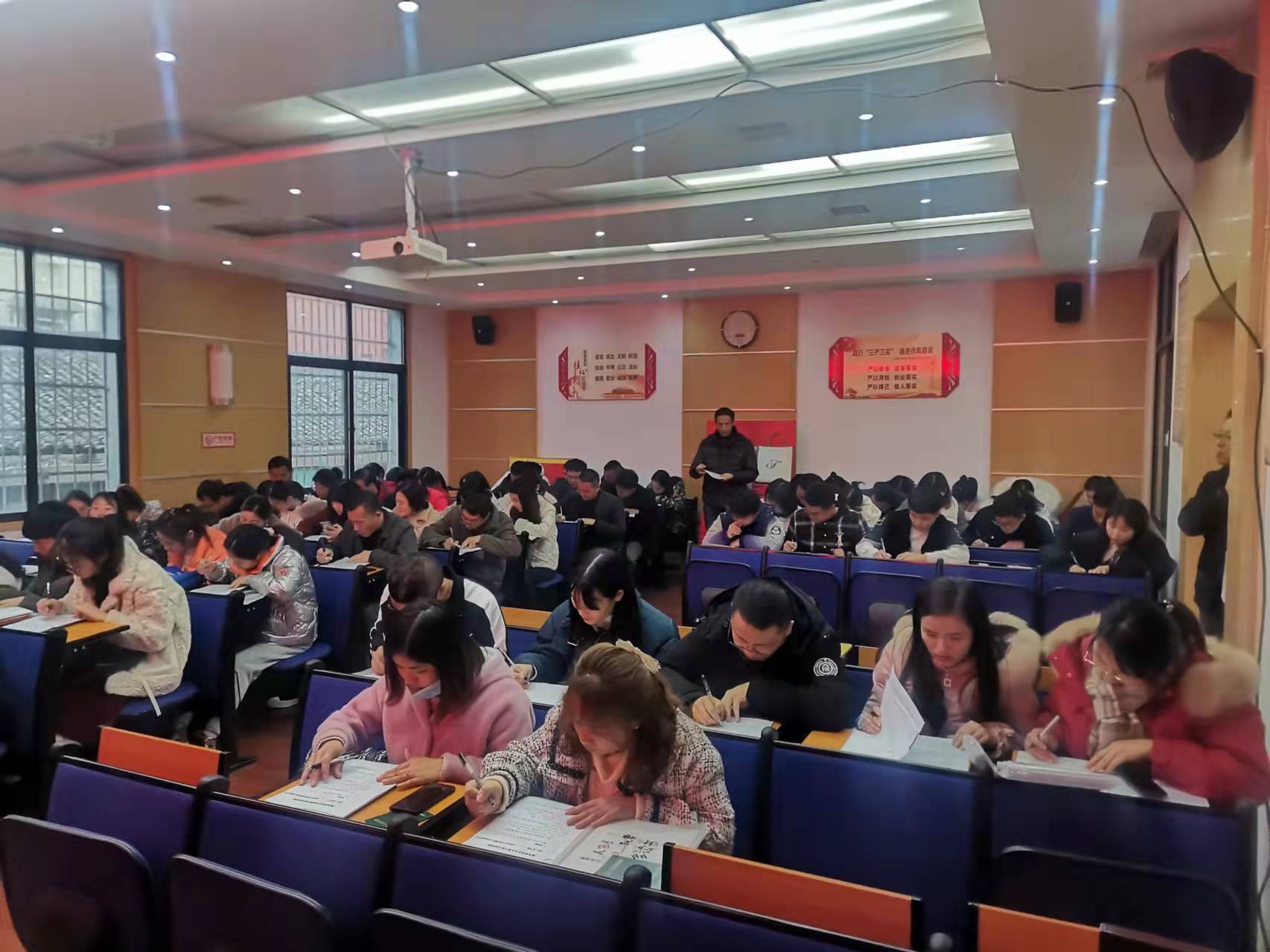 2021年第四季度邵阳县教育系统党员发展对象面试考察如期开展
