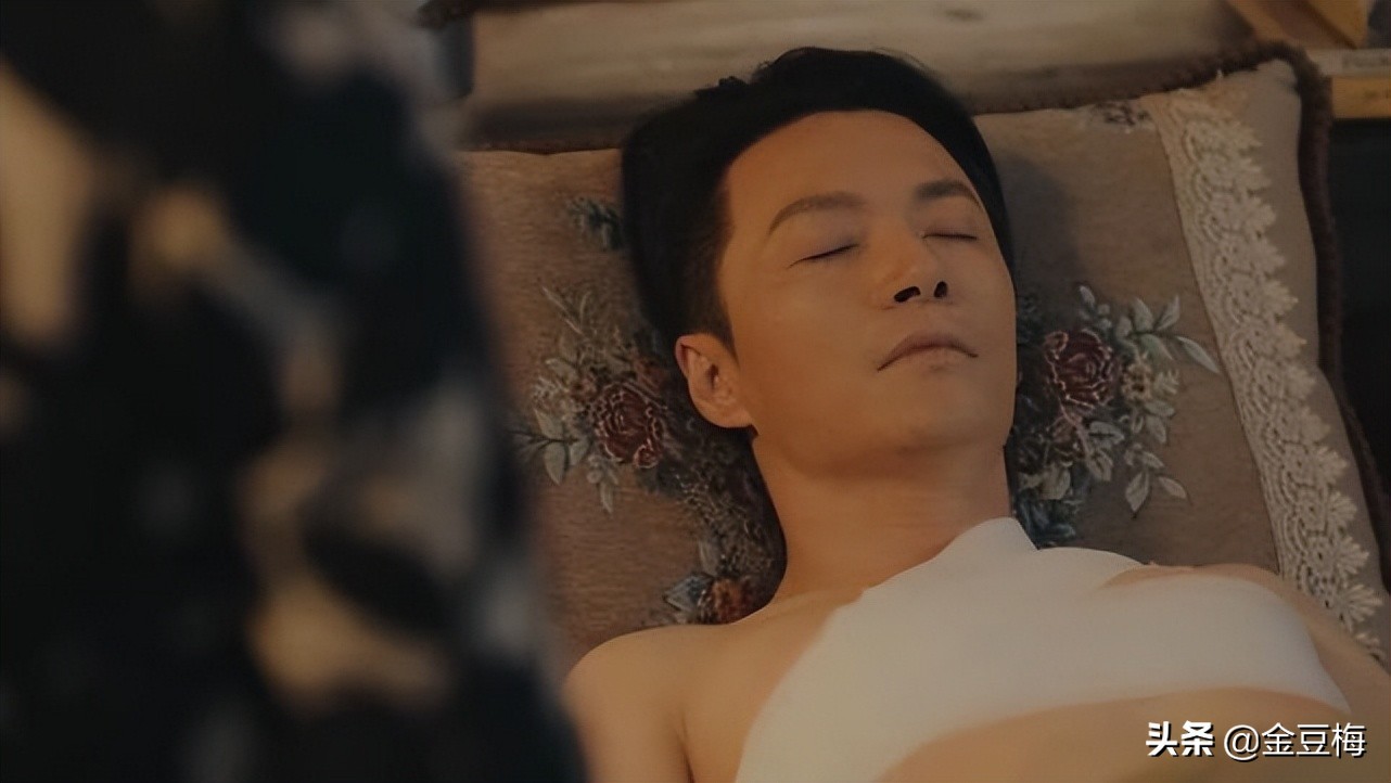 《传家》黄莹如救助汪剑迟，暴露出她的真心，她对易兴华真心几分