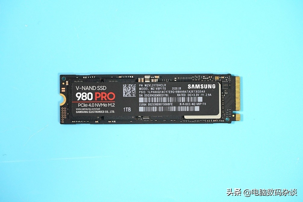 三星固态硬盘PM9A1和980RPRO怎么选？