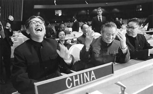 王震：没有毛主席就没有新中国，就没有你们这些将军