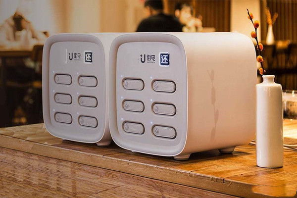 平台裁员、代理商跑路，红极一时的共享充电宝，为何会一地鸡毛？