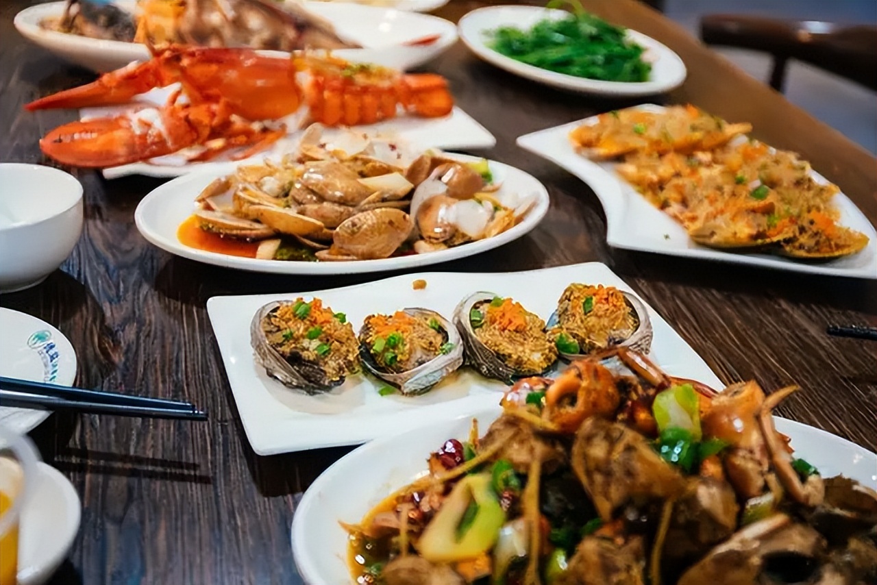 喝酒時能吃花生米嗎？ 這3種食物可以做“下酒菜”嗎？ 建議了解