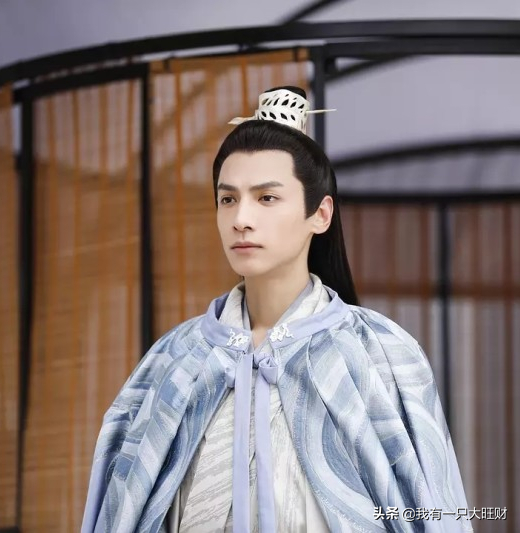 《白发》无辜背负仇恨的容齐，至死守护容乐，自此世上再无齐哥哥