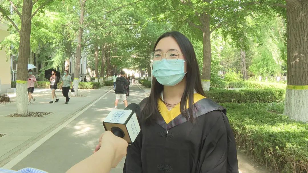 谢谢你们，亲爱的导师们！