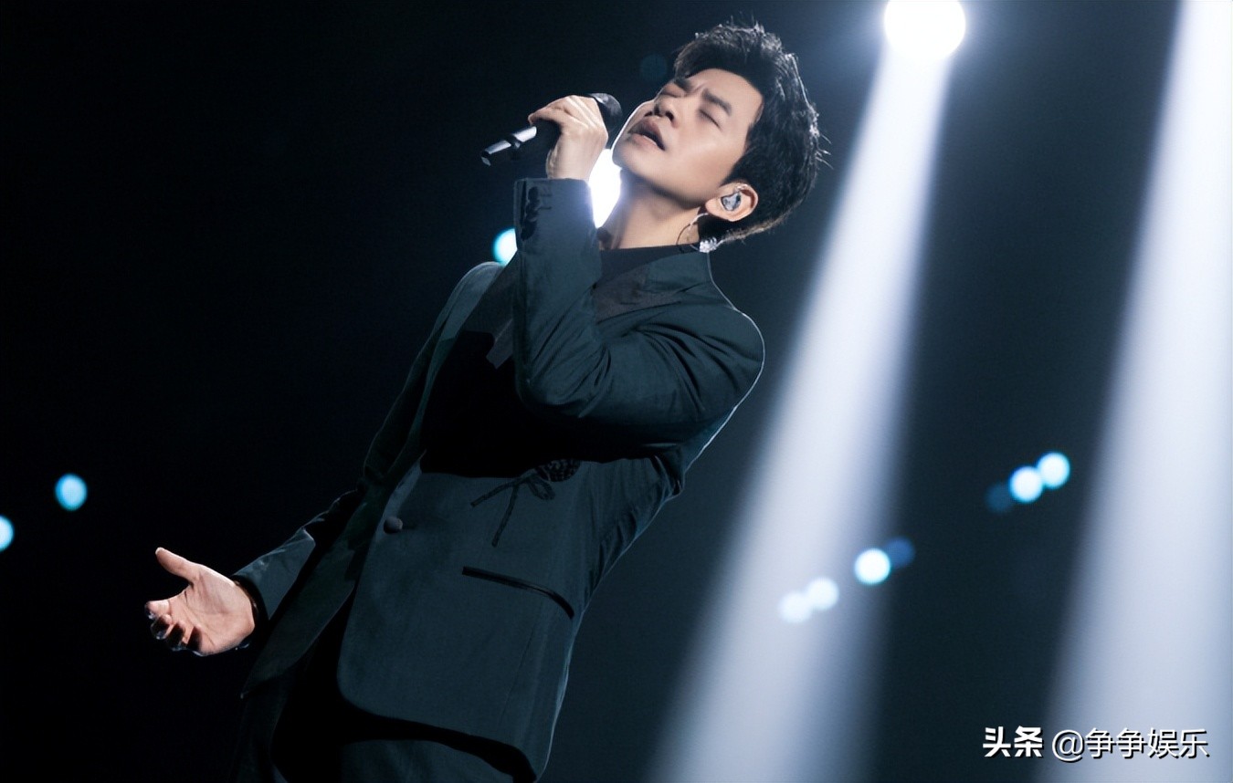 李健又赢了，微弱比分险胜叶倩文，林子祥功不可没，意境很加分