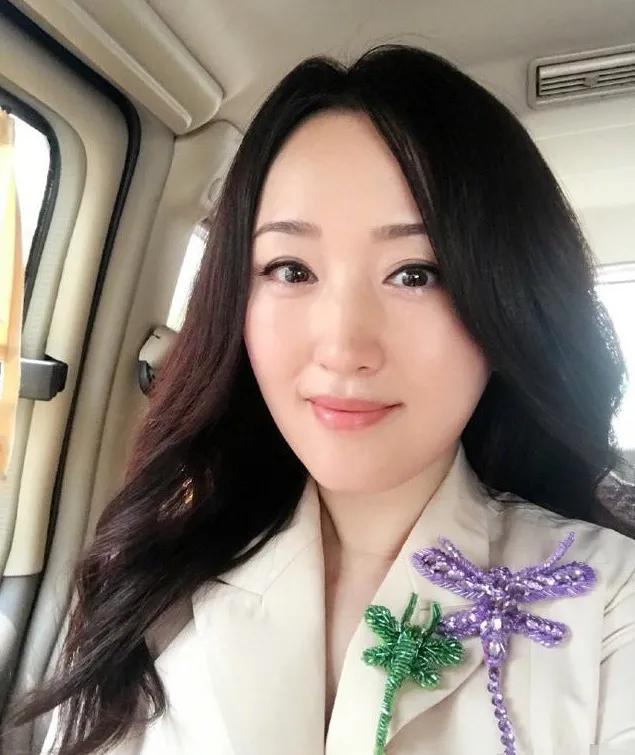 杨钰莹，几张不常见的照片
