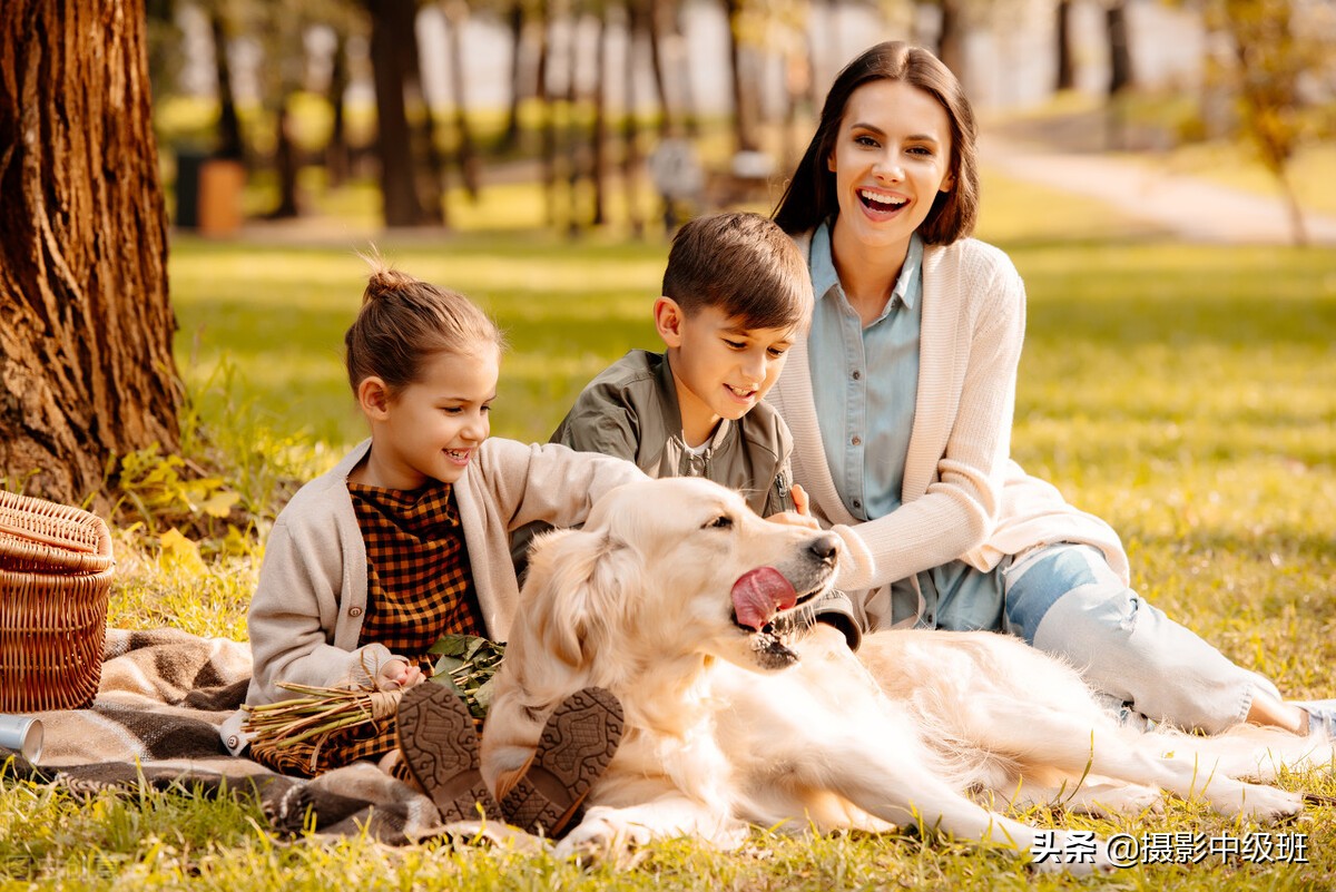 兒童攝影：3個實(shí)用的拍照技巧，寶爸寶媽學(xué)會，不留遺憾