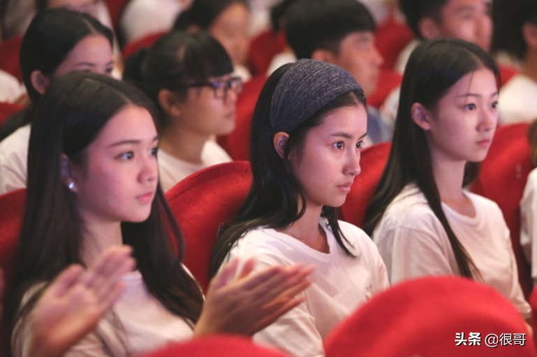 朱圣祎凭借《冰火凤》出圈，不仅是中俄混血，还出演过《楚乔传》