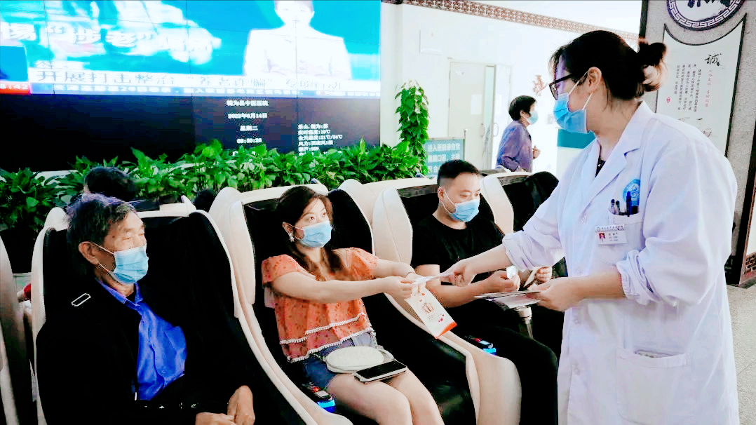 犍为县中医医院：献血是一种团结行动，加入我们，拯救生命