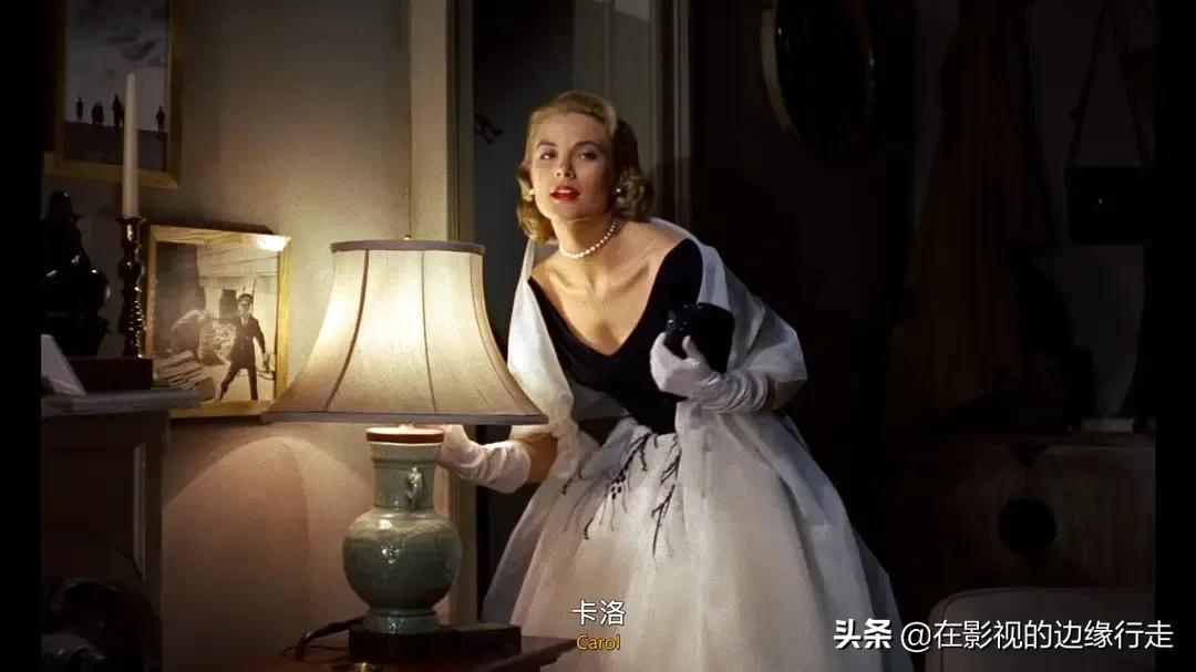 怎样欣赏希区柯克的《后窗》呢?它实际是一部从无序到有序的电影