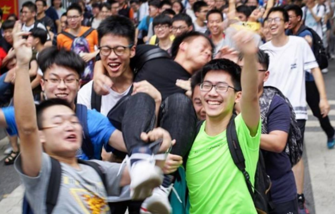 我国高中百强榜更新，湖南表现十分亮眼，华师一附中一举夺冠