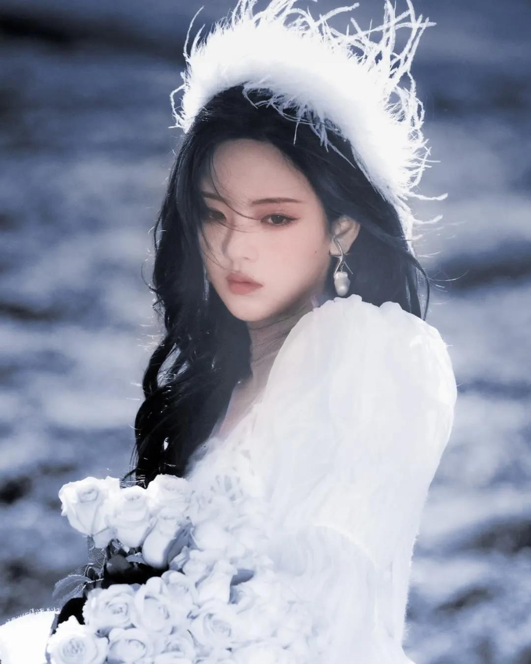 一眼万年的明星图片