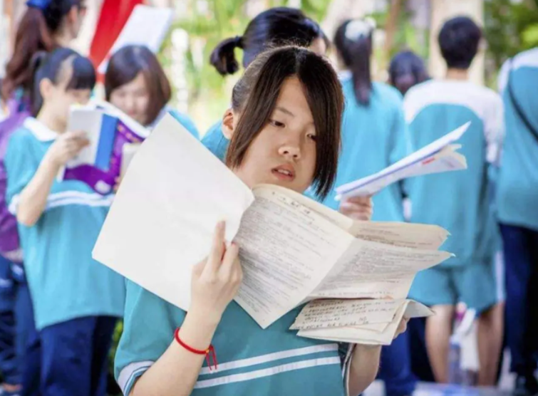 同样是考上专科，“高考和单招”有很大差距，高三生别不以为然