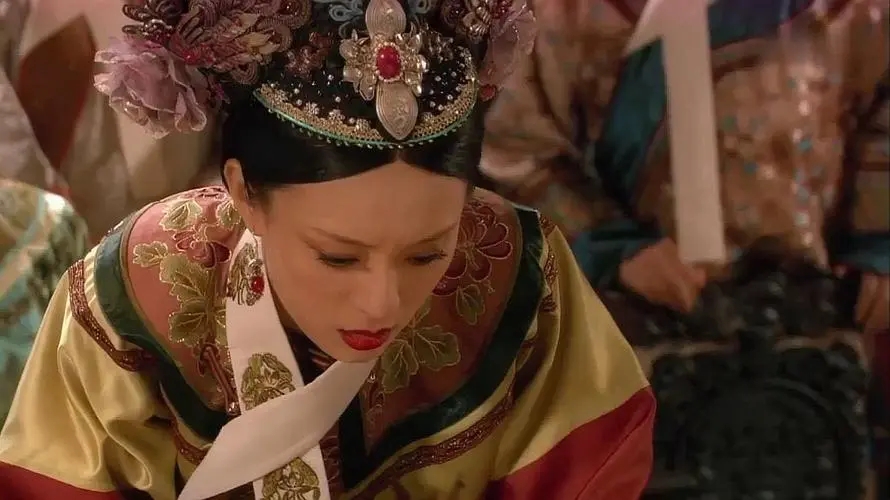 甄嬛传：太后早就发现双生子破绽，为什么不揭穿？真不愧是老狐狸