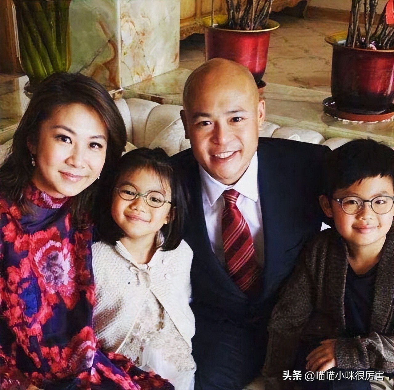 赌王何鸿燊的7位女婿，现状天差地别，你觉得哪位最帅气？