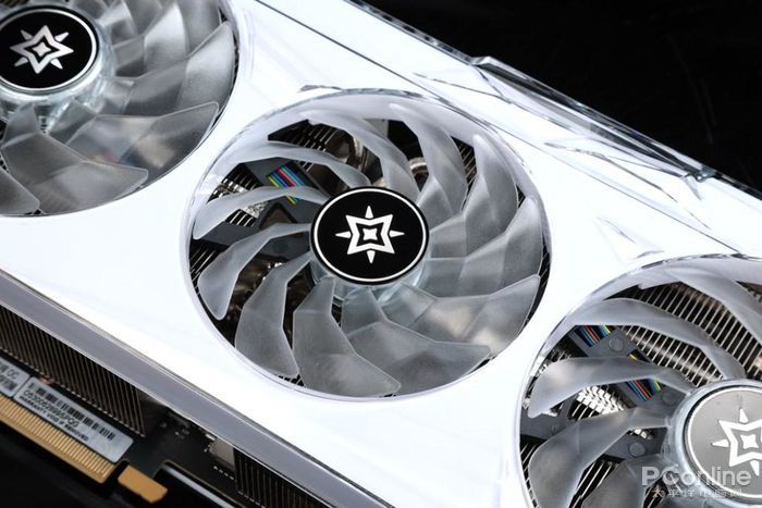 云巅之上终见卡皇，影驰 RTX 3090 Ti 星曜 OC今日正式发售