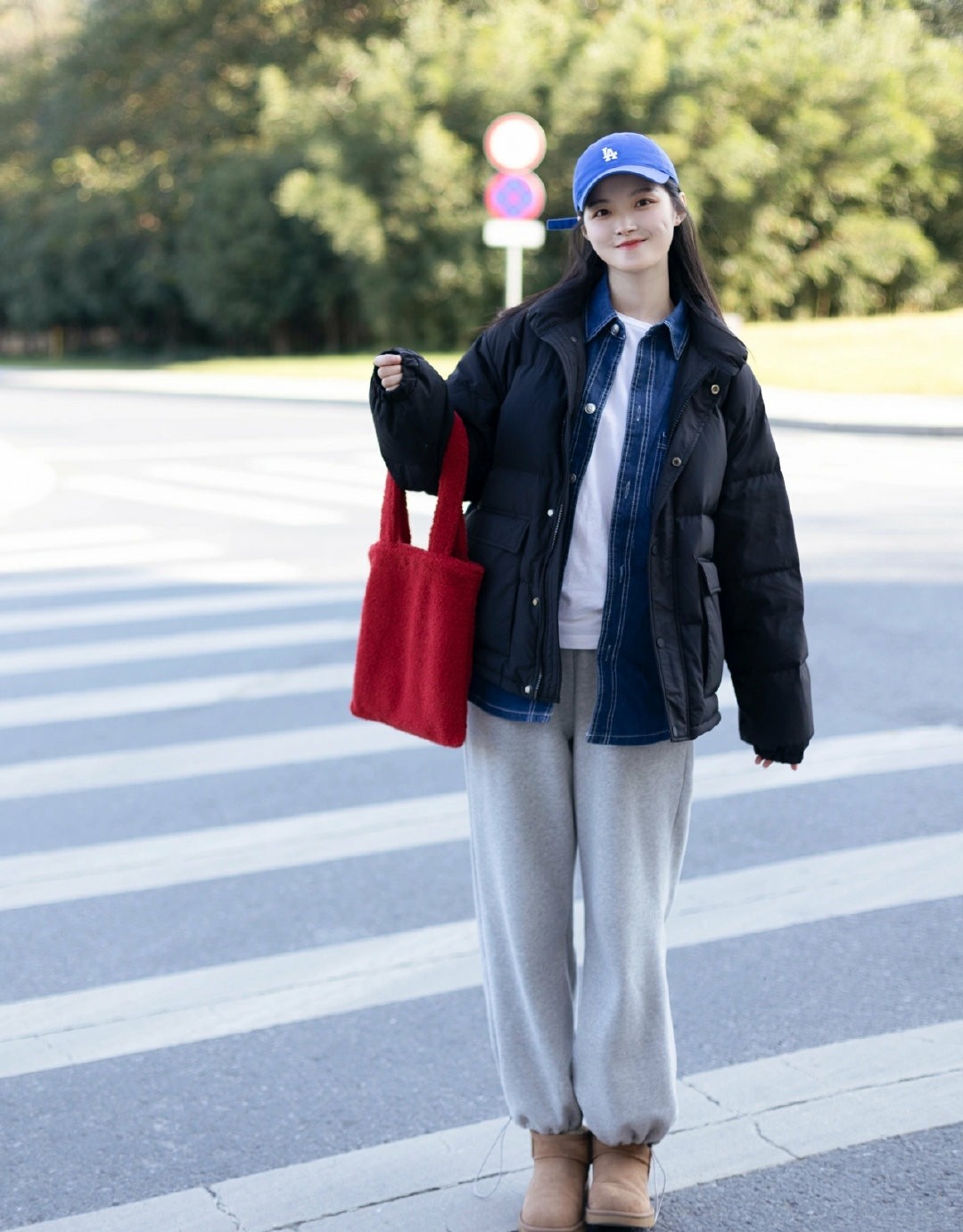 清秀文艺女孩时尚复古穿搭，这几种搭配方法，一定要学起来