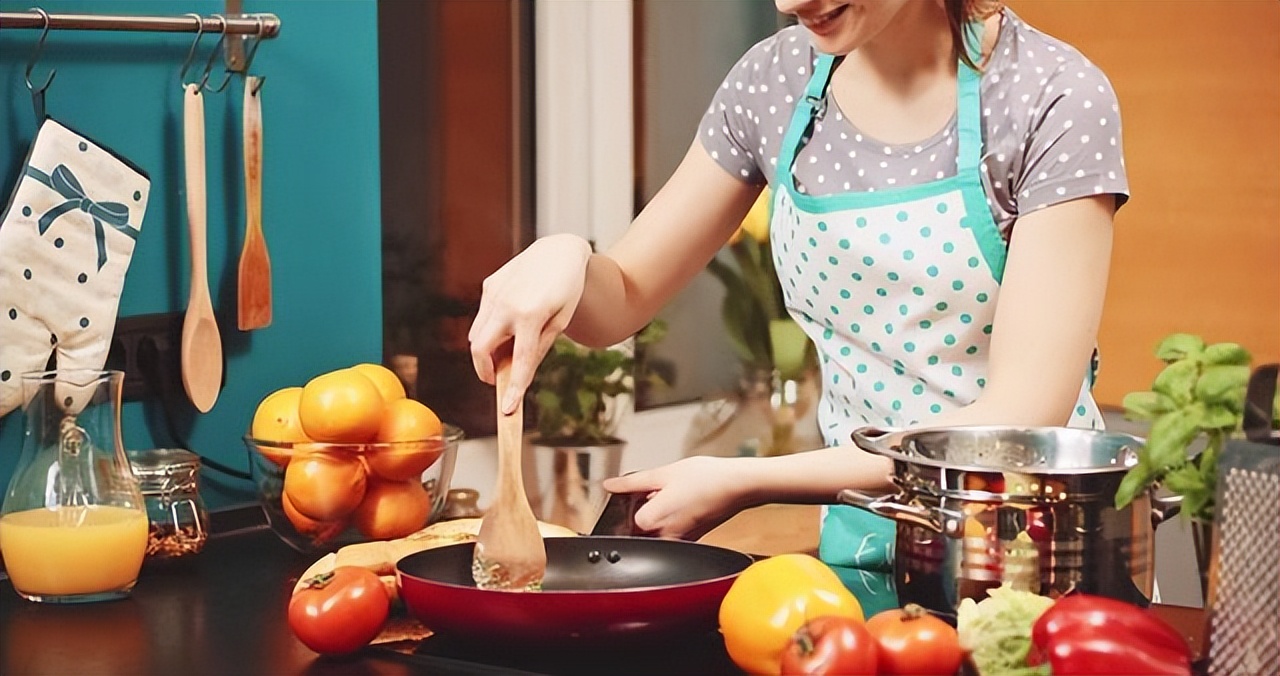 廚房中常見的3種調味料，建議中老年人盡量少吃