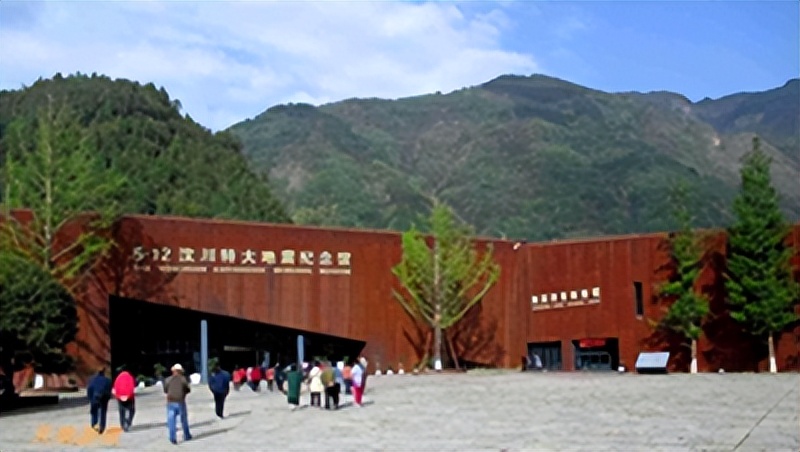 川西北行三：晨凭吊地震遗址双流览黄龙溪（图文）