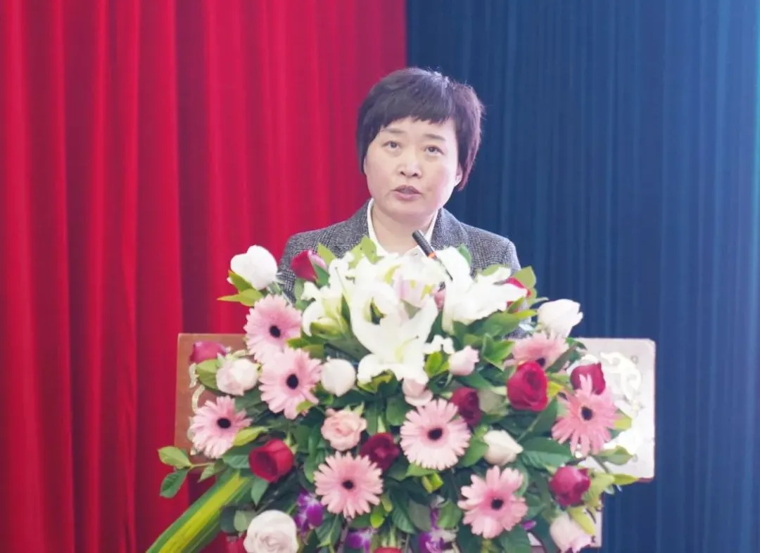 重庆市中医药学会第五届二次会员代表大会顺利召开 邓莉当选会长