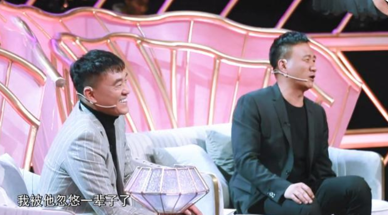 何冰：娶同桌做老婆，25年过去，才明白他捡到的是一块宝