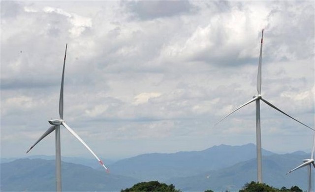 国防巨匠肖飞：每年为国家节省10亿，被中央军委授予一等功