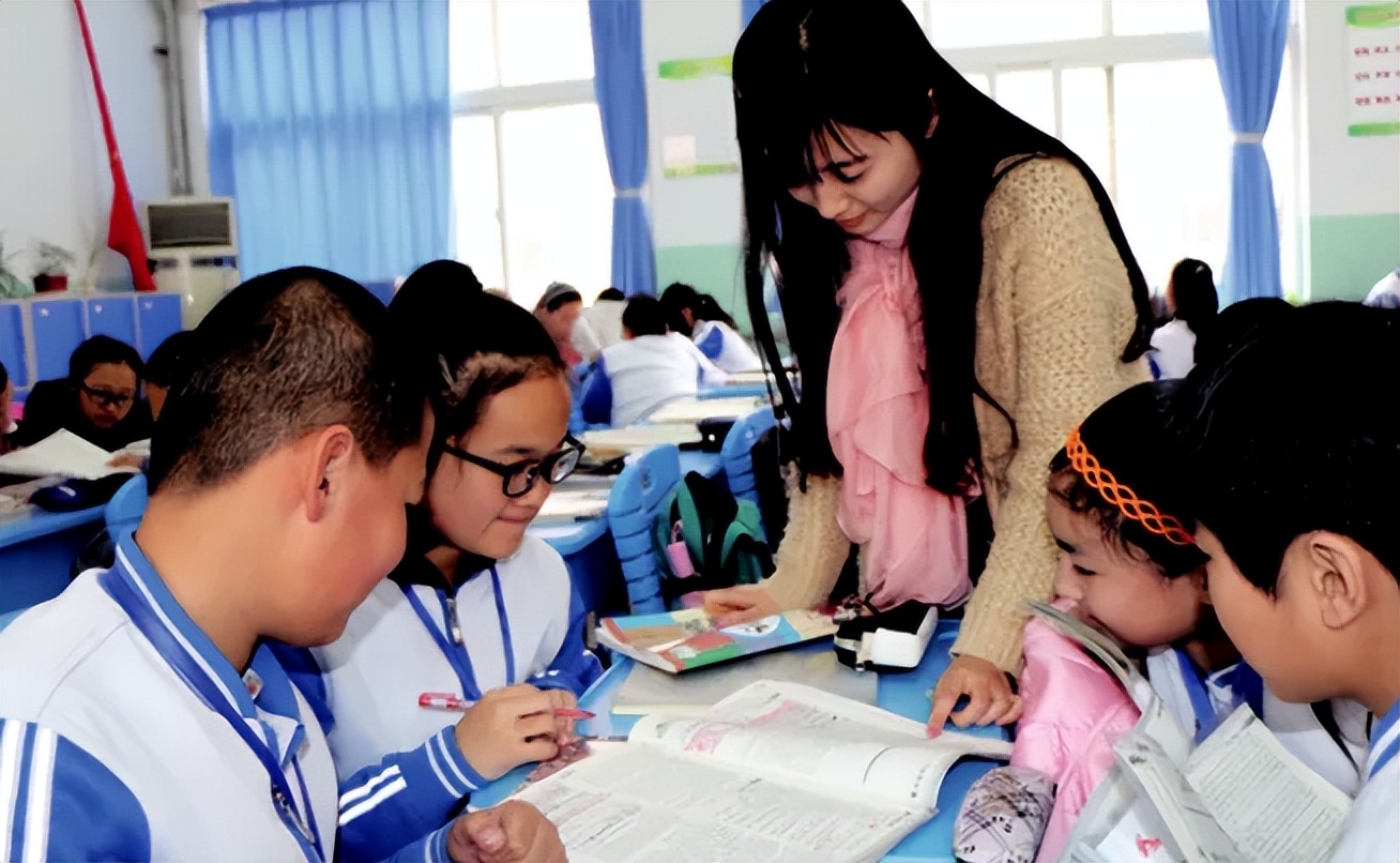 事业单位“教师”公开招聘，有编制不限制专业，本科就可以报考