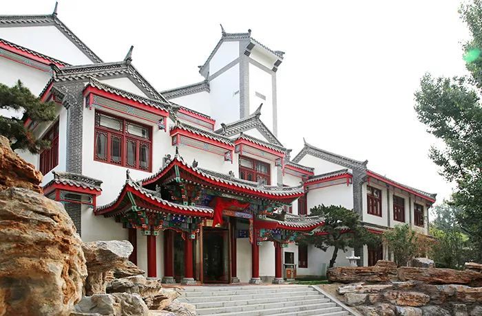 河北这所高校建筑独特，堪称“霍格沃茨分校”，不用去环球影城了