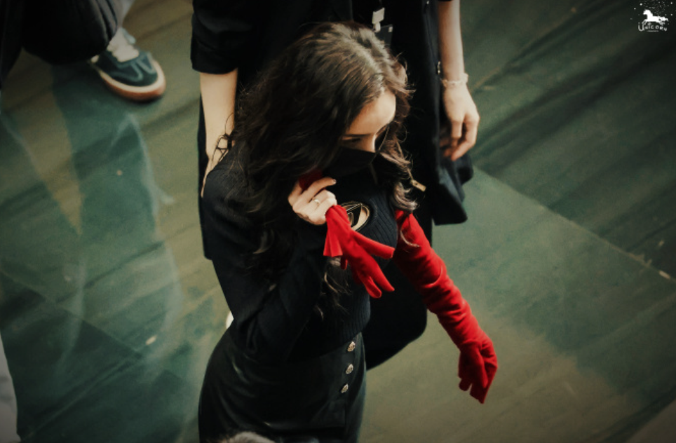 互联网美女真的太多了！杨幂身材大杀四方，赵今麦长大了这么美？