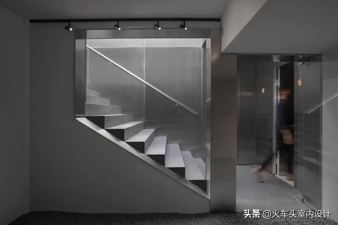 新作 | 極簡的氣質