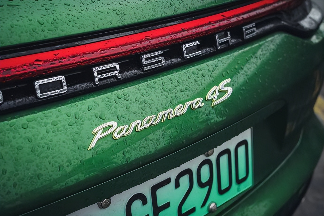 可“颜”可甜！试驾保时捷Panamera 4S E-Hybrid Sport Turismo