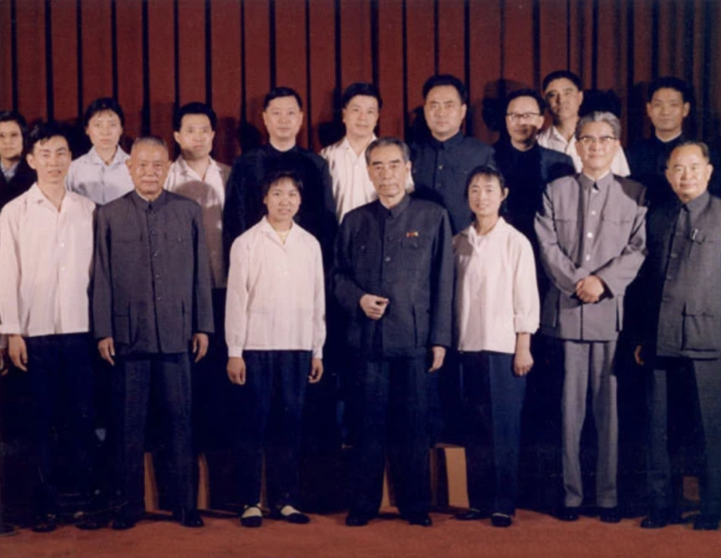 先念、尚昆两位主席没有军衔，为啥名列36位军事家名单？