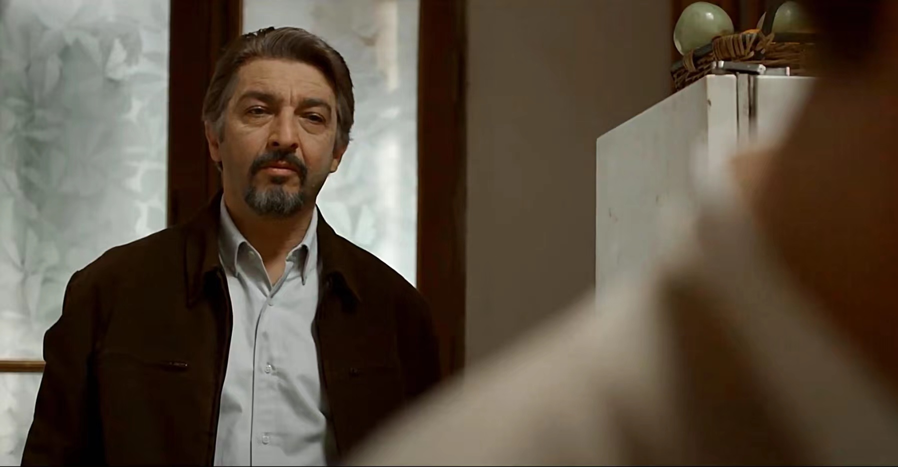 《谜一样的双眼》：与杀妻凶手无交流一起生活了25年，男子：复仇