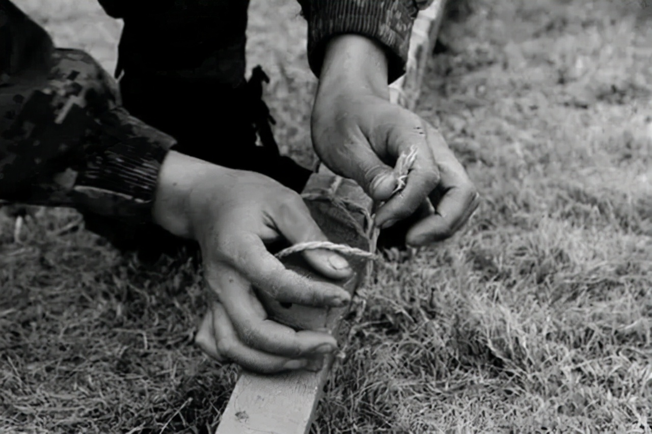 英雄王杰的8年未婚妻：王杰牺牲后不愿“改嫁”，每年都去祭拜