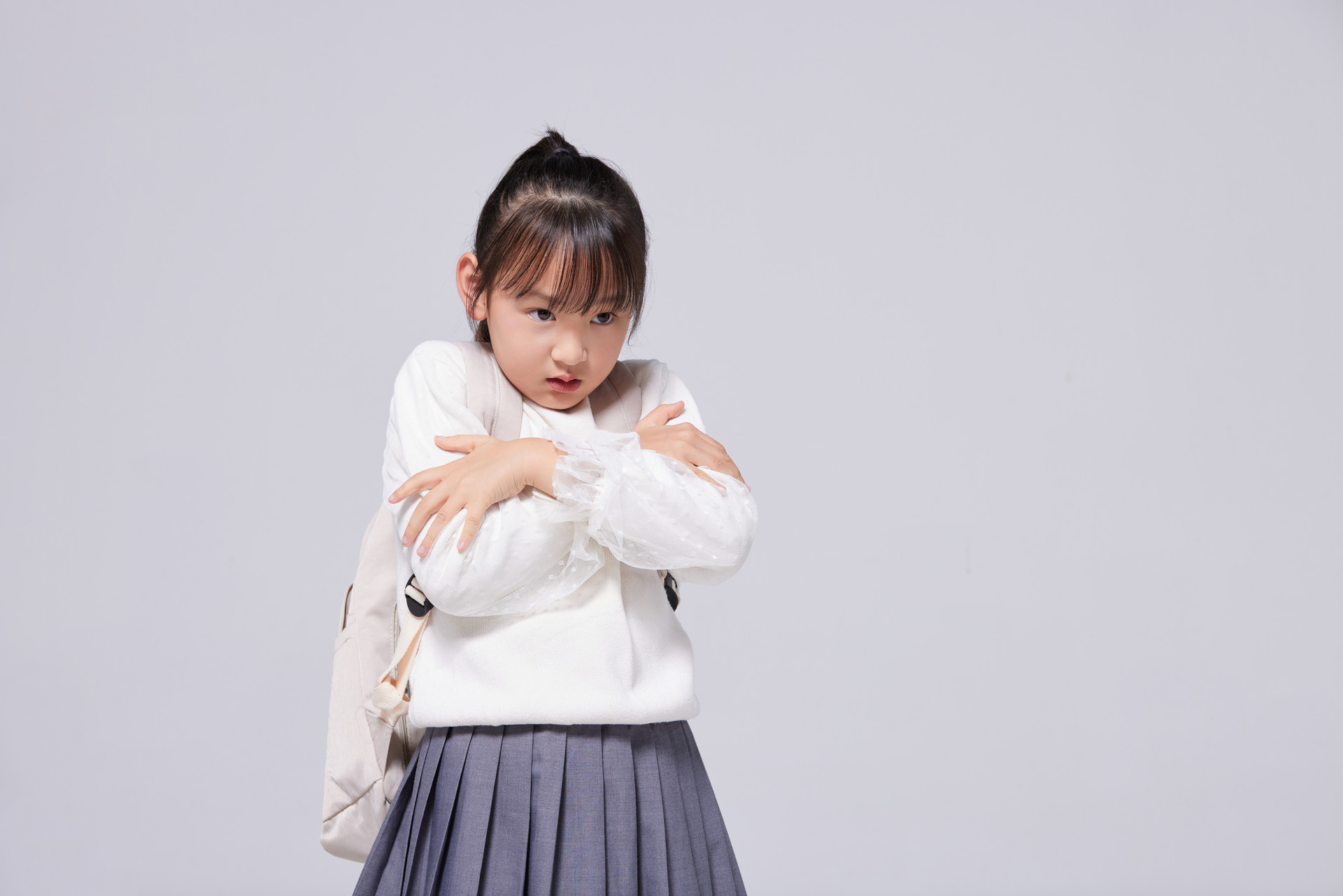 为啥越来越多的孩子，在学校被欺负，却不告诉家长？原因令人痛心